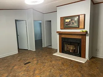 1503 Big Creek Rd — Photo 2