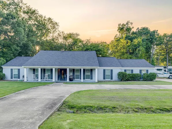 1911 Oakmont St, Monroe, LA 71201