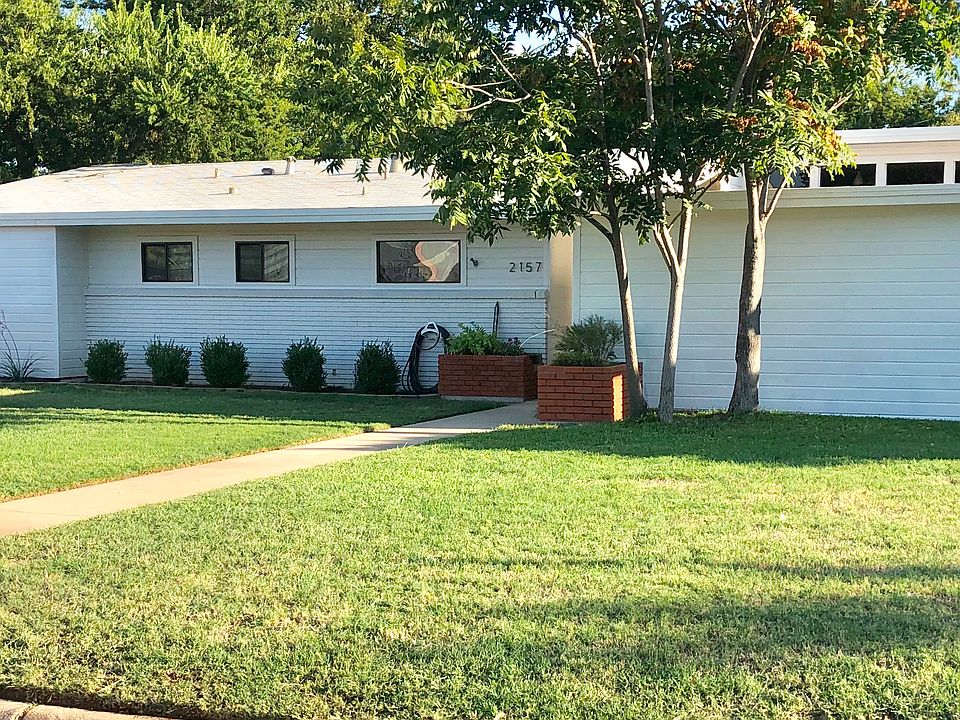 1st image of 2157 Edgemont Dr