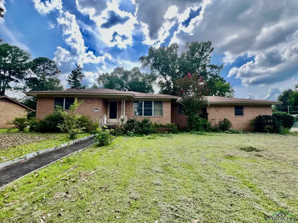 1507 Willow Oak Dr, Longview, TX 75601