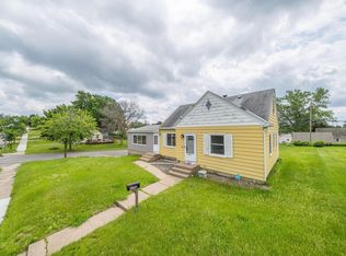 2196 4th St E, Saint Paul, MN 55119