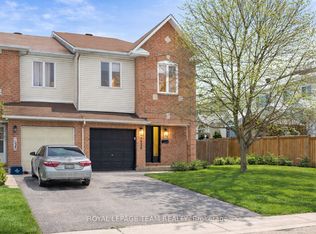 1925 Windwood Pl, Ottawa, ON K1C 7K7