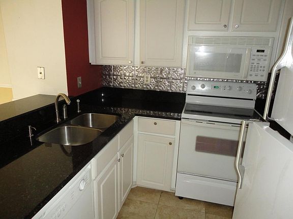 3rd image of 1520 SE Royal Green Cir APT K104