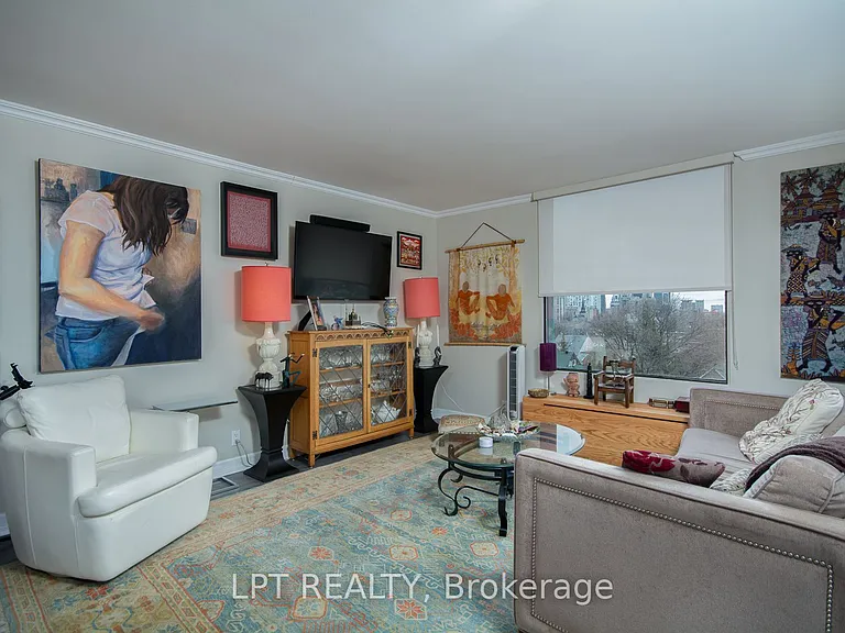 40 Arthur St #703 — Photo 9