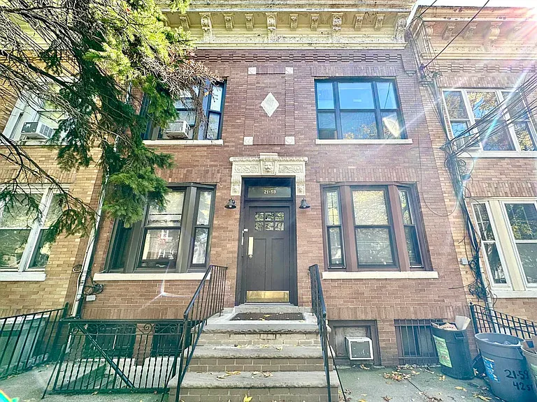 21-59 42nd St #1L — Photo 15