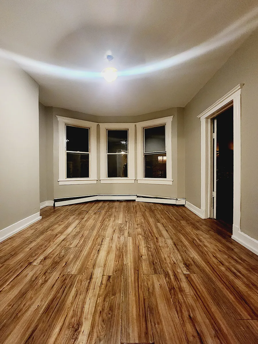 Building Photo - 26 Fulton Ave #2