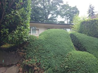 8016 Fauntleroy Way SW, Seattle, WA 98136