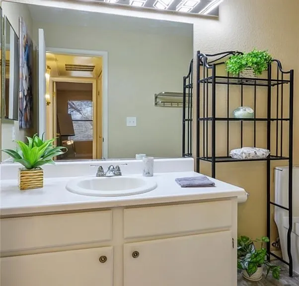 5131 Lindell Rd #205 — Photo 12