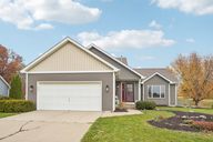 Timberlea Dr-S0711-001.jpg