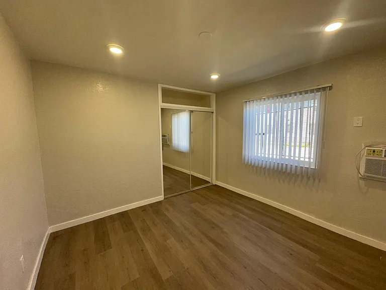 3467 W Florence Ave #4 — Photo 12
