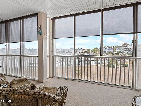 3rd image of 2555 Saint James Dr Unit 504