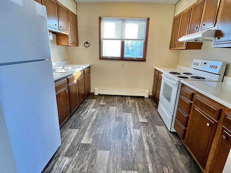 201 N Summit Ave — Photo 6