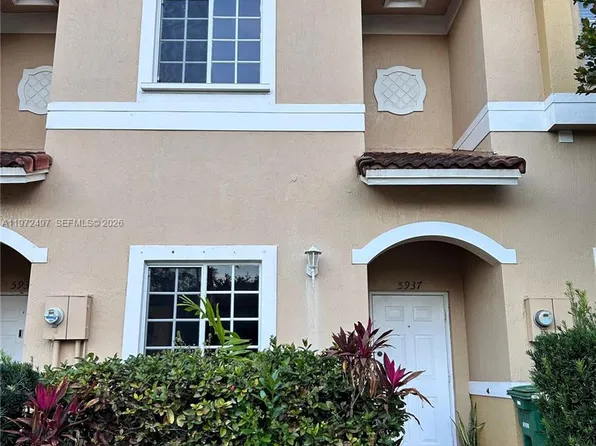 5937 Riverside Ave, Tamarac, FL 33321