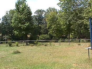 3rd image of 102 Larkspur Ln