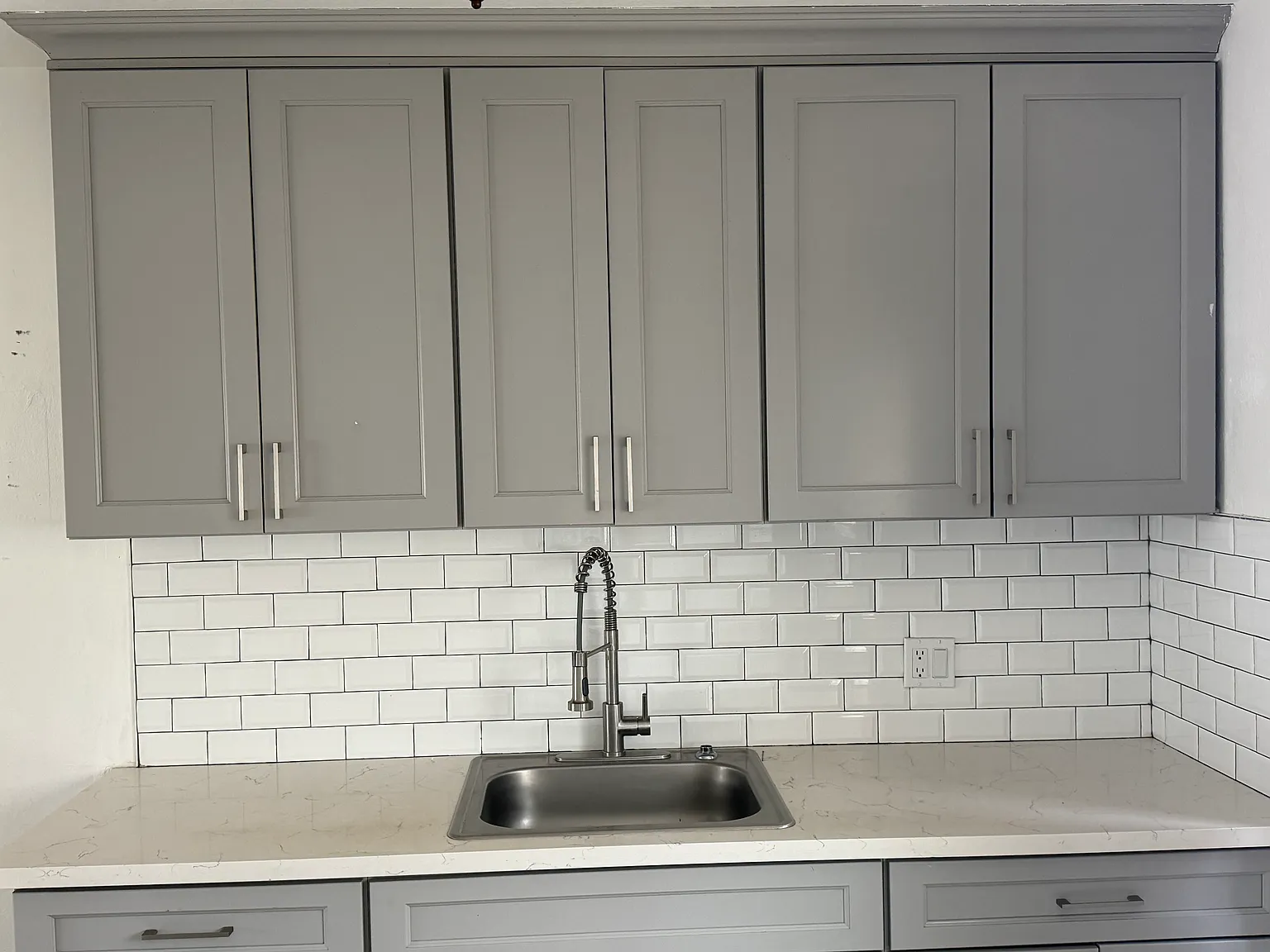 141 Starr Ave — Photo 3