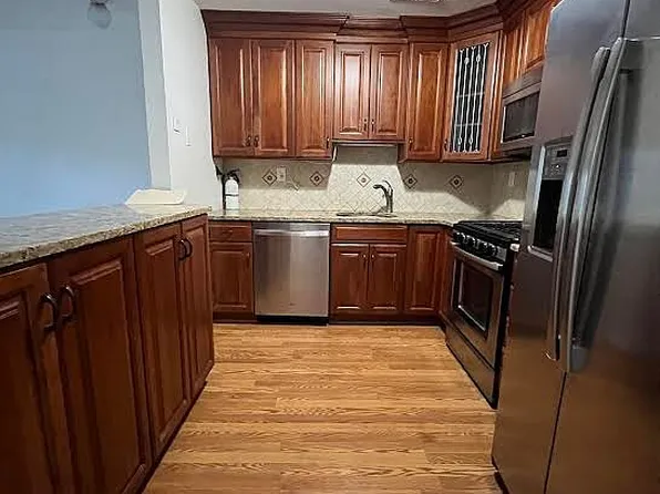 83 Konight Ct, Mahwah, NJ 07430
