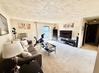 99 Willow St APT 11, Chelsea, MA 02150