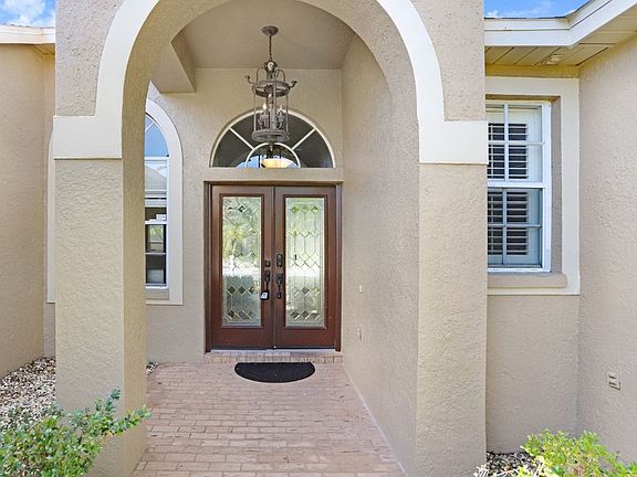4th image of 223 Rosana Dr