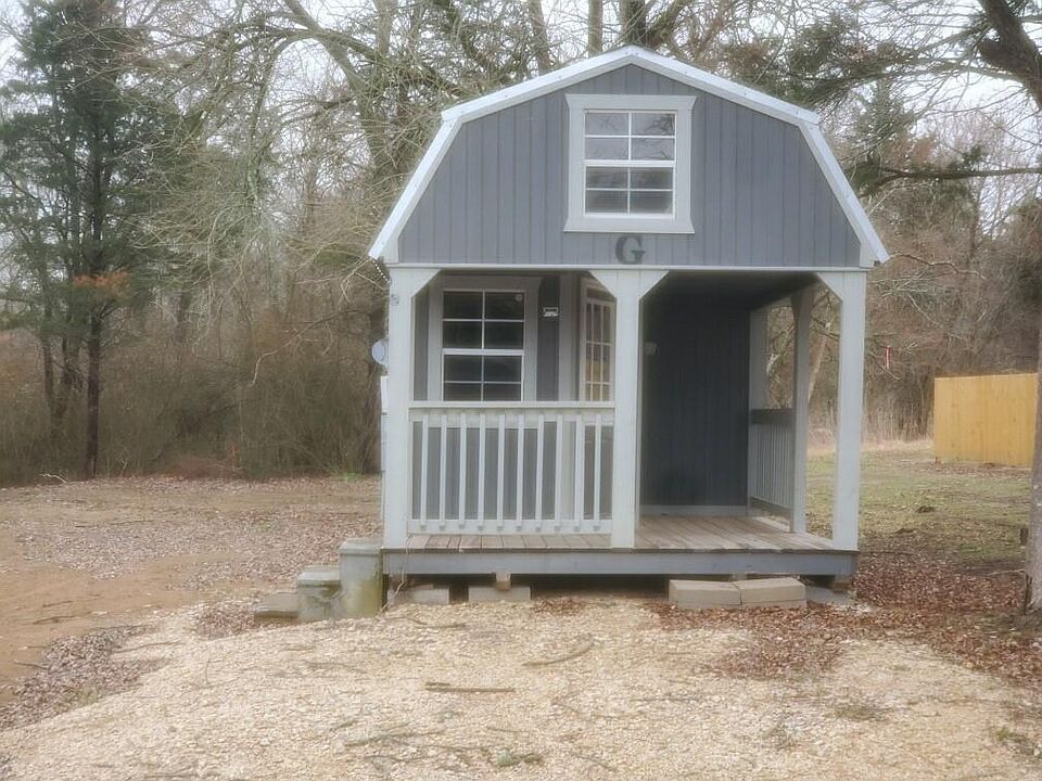 1st image of 128 Oxford Dr