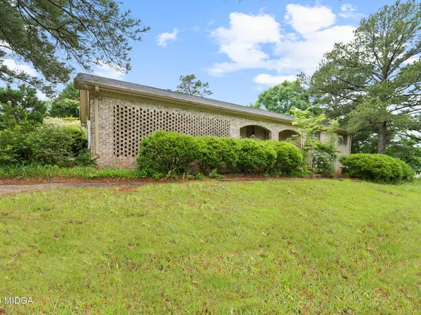 3198 Clairmont Ave, Macon, GA 31204
