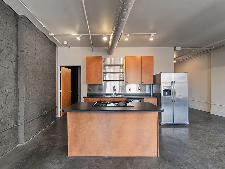 1006 Olive St #602 — Photo 14