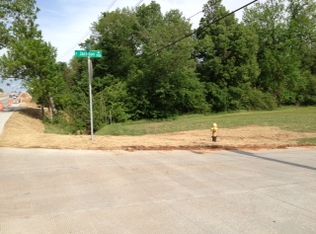 7126 S Jackson Ave, Tulsa, OK 74132