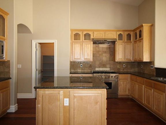 3rd image of 6550 Natural Glass Dr