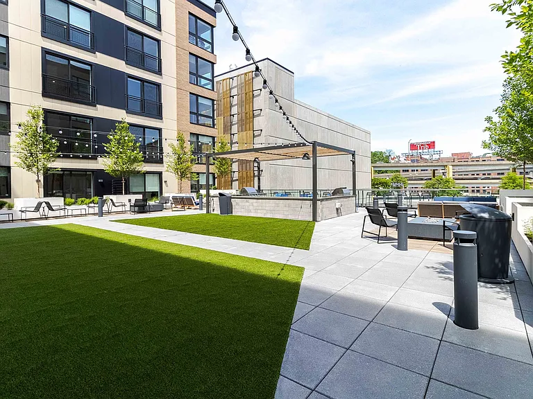 Rooftop Lounge