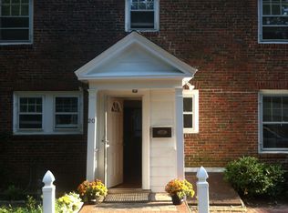 20 Trinity Ter, Newton, MA 02459