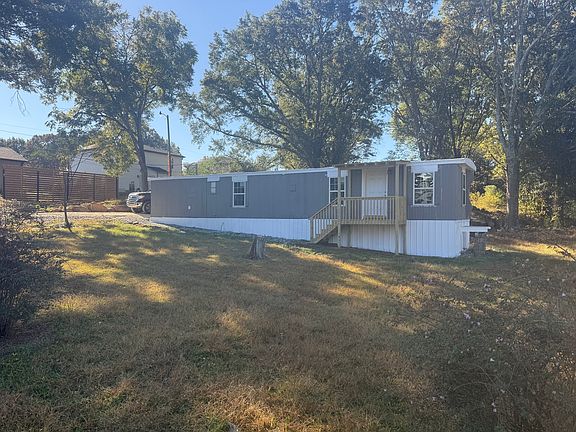 2nd image of 437 4th Ave
