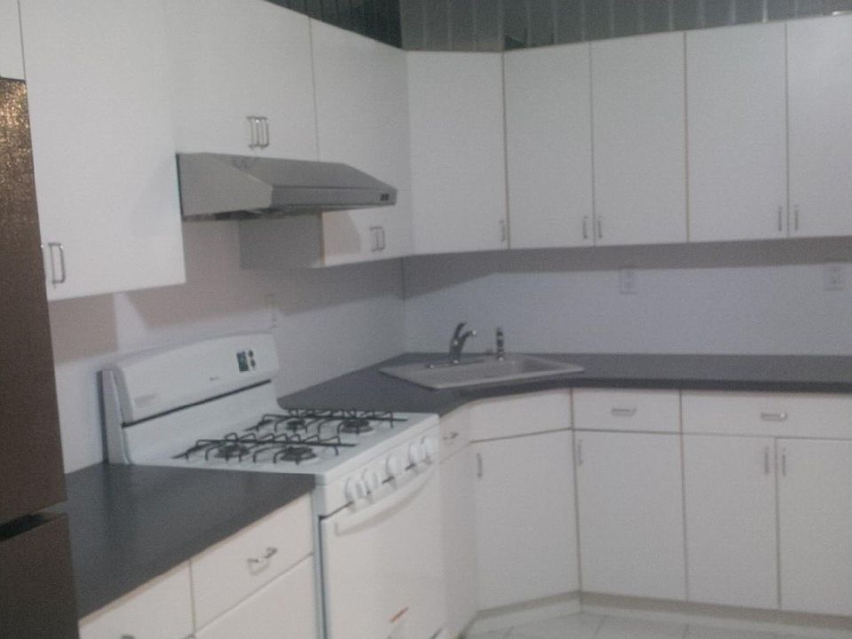 1st image of 96 Avenue S