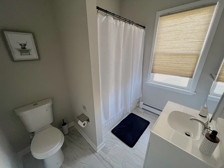 308 N 2nd St #2 — Photo 7