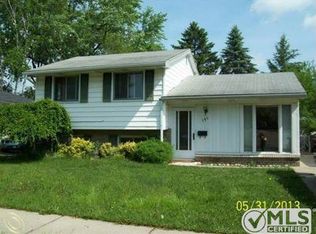 785 4th Ave, Pontiac, MI 48340