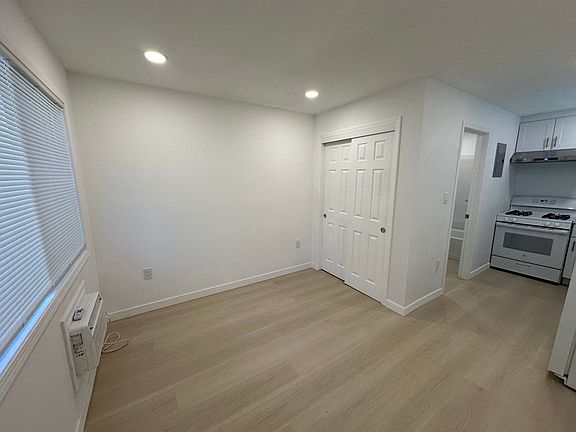 3rd image of 1175 E 8th St APT 4