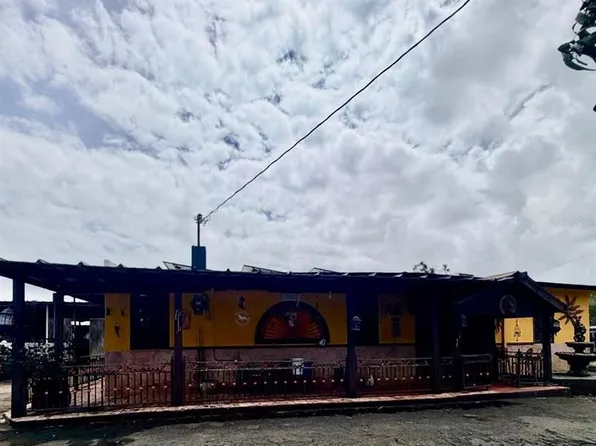 CARR 690 KM 3.2 BO SABANA HOYOS, VEGA ALTA, PR 00692