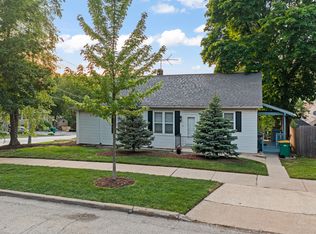 203 Lincoln St, Chicago, IL 60439