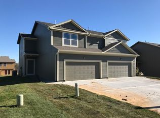 1305 Zarda Ln, Kansas City, KS 66109