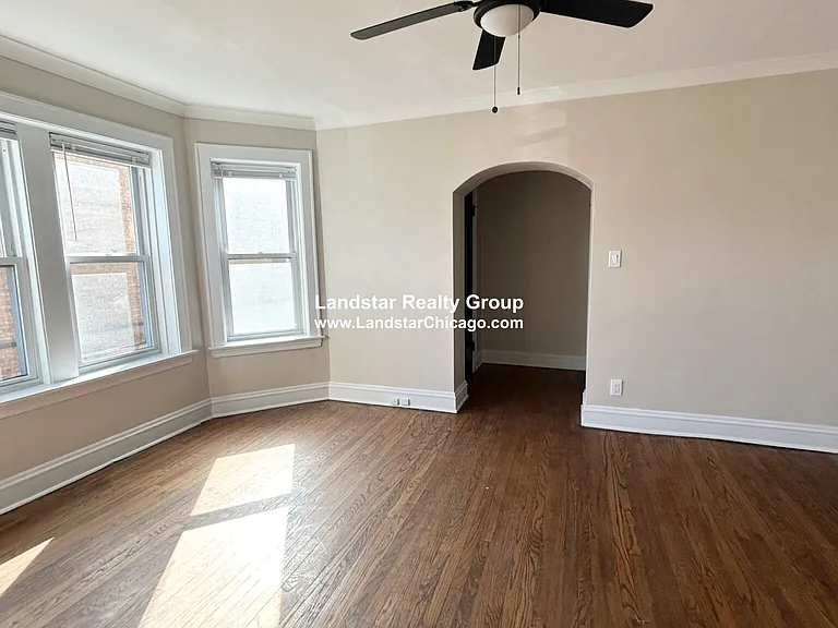 1936 W Estes Ave #1N — Photo 3