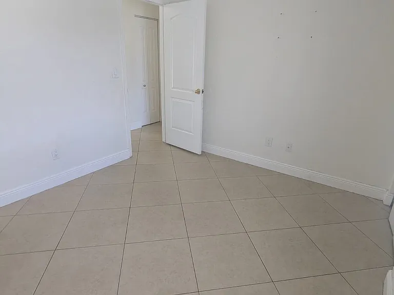 12335 SW 193rd St — Photo 11