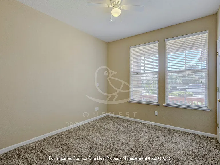 418 Dumont Ct — Photo 17