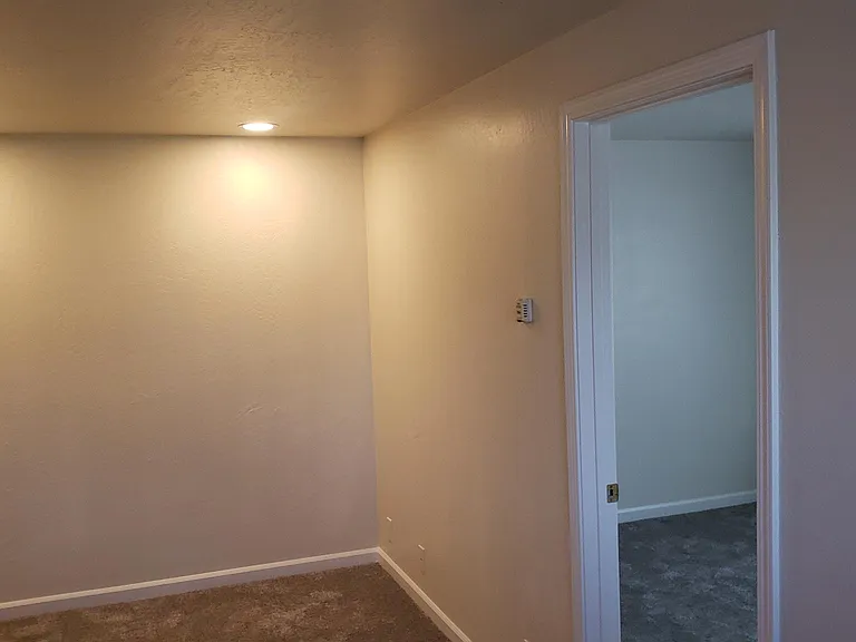 1482 Ash St — Photo 4
