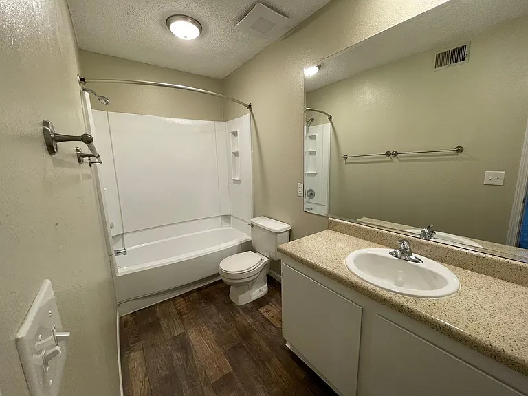 5939 Outlook St — Photo 17