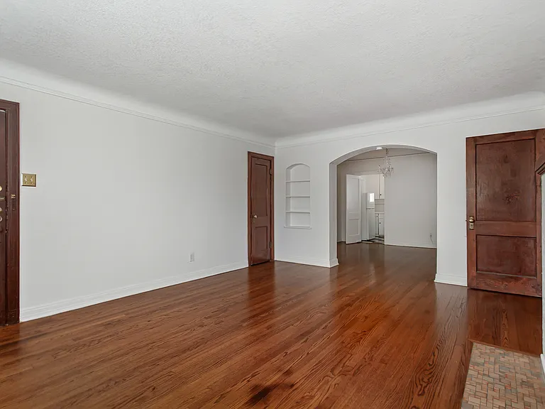 5918 La Vista Dr #3 — Photo 8