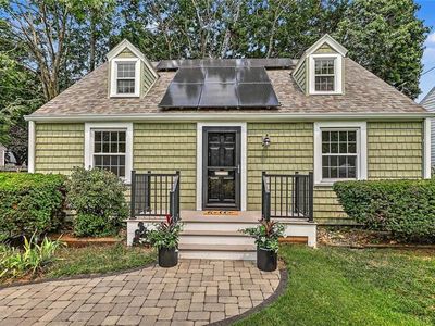 88 Nichols Rd, North Kingstown, RI, 02852