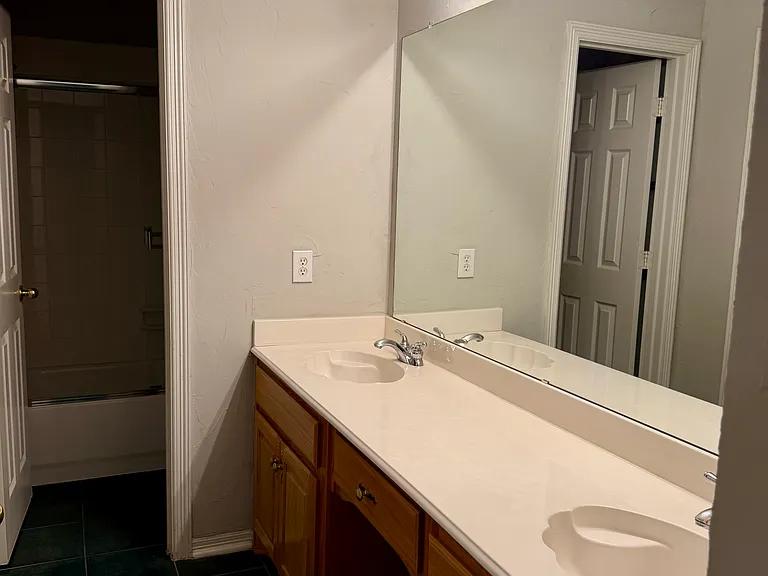 4309 Wingren Dr — Photo 3