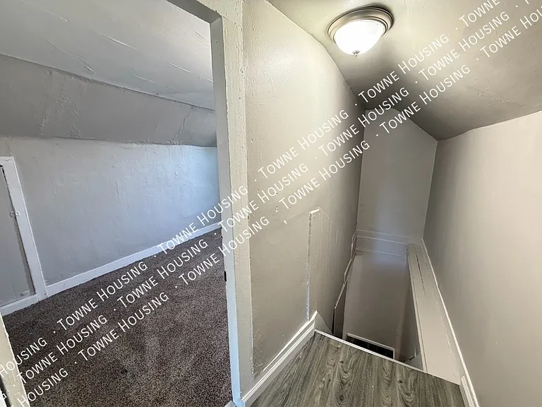 256 14th St #1 — Photo 10