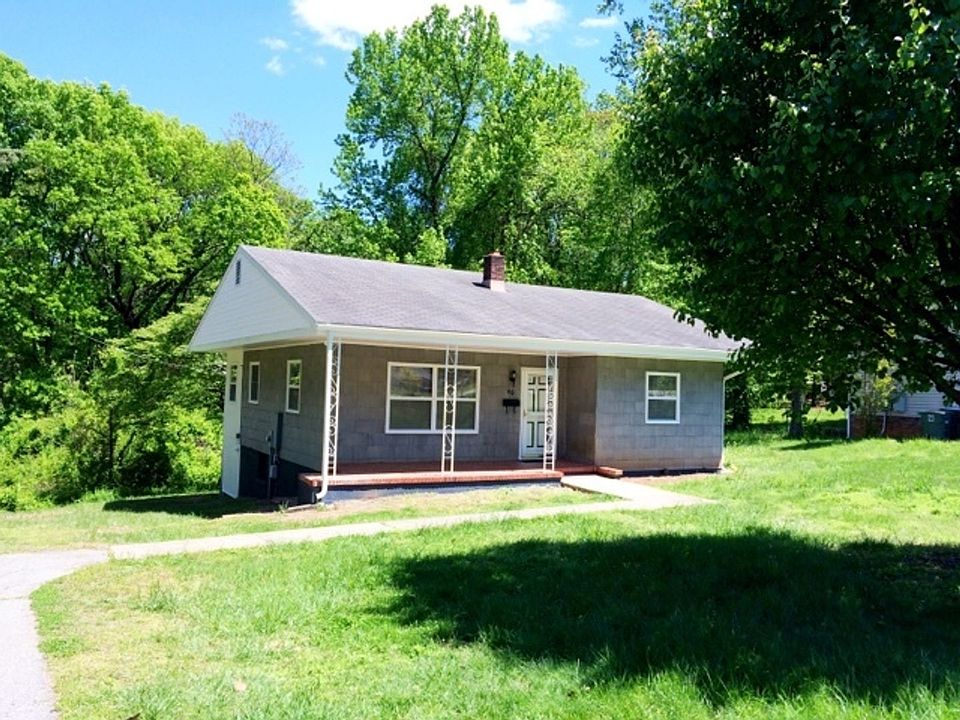 1st image of 40 Friendway Cir