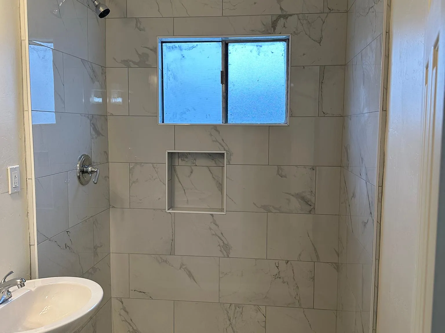 2 bed, 800 sqft, $1,275 — Photo 4