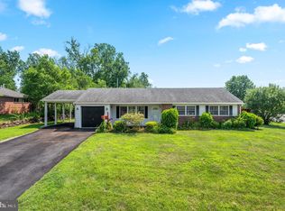 2944 Penn Square Rd, East Norriton, PA 19401