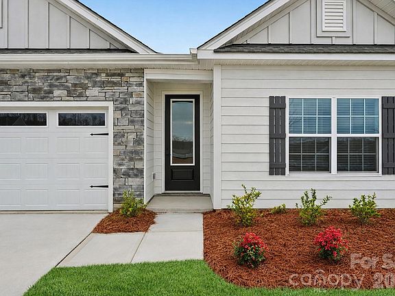 2nd image of 104 Tanner Loop